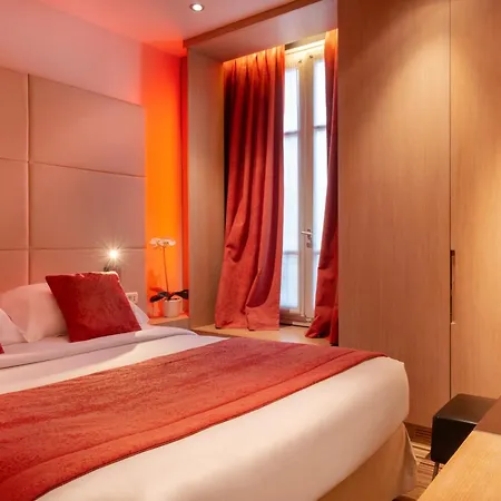Hotel Golden Tulip Opera De Noailles 4*