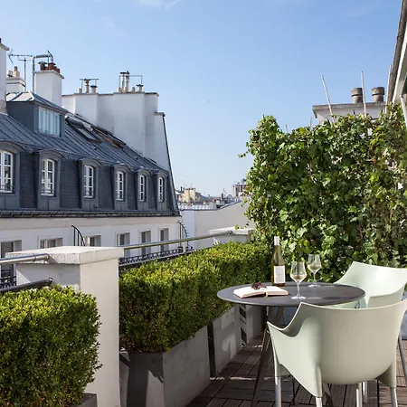 Golden Tulip Opera De Noailles 4* Parigi