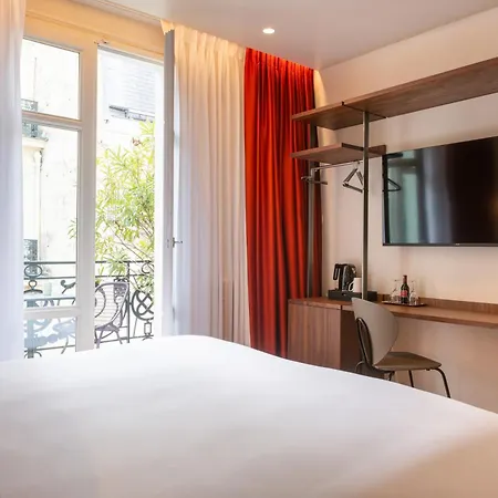 Golden Tulip Opera De Noailles 4* Paris